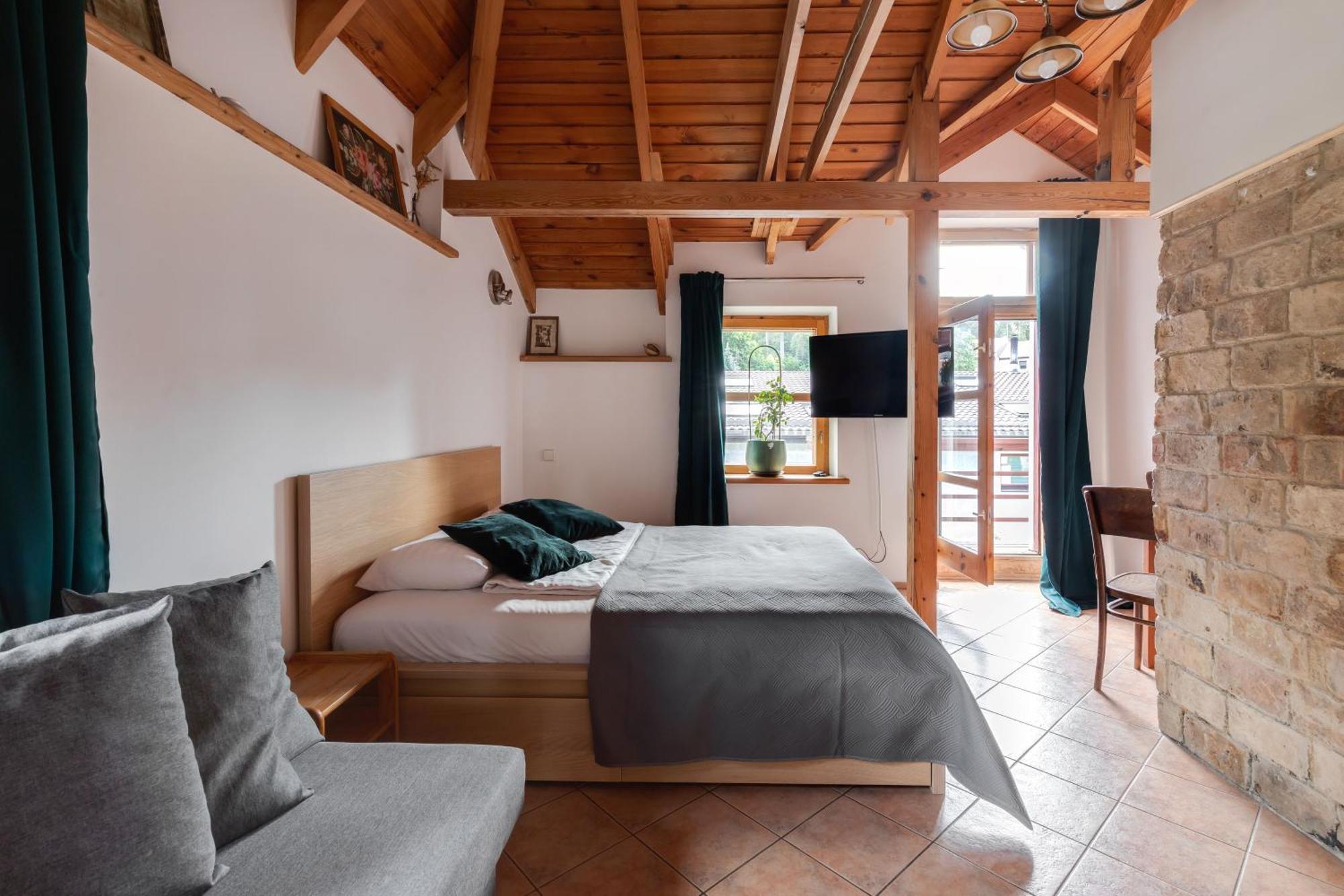 House Of Sun Bed & Breakfast Vilnius Exterior photo
