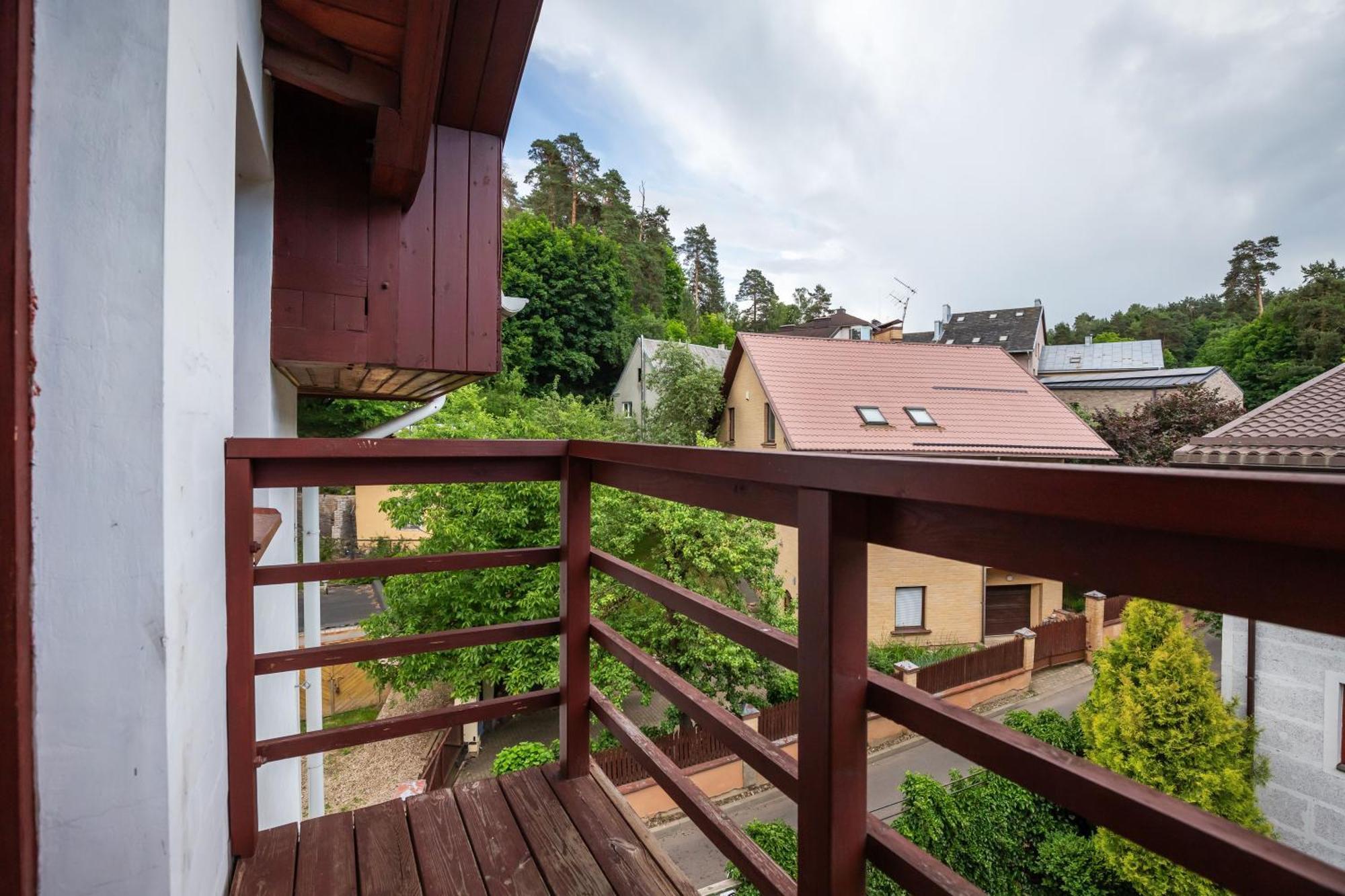 House Of Sun Bed & Breakfast Vilnius Exterior photo
